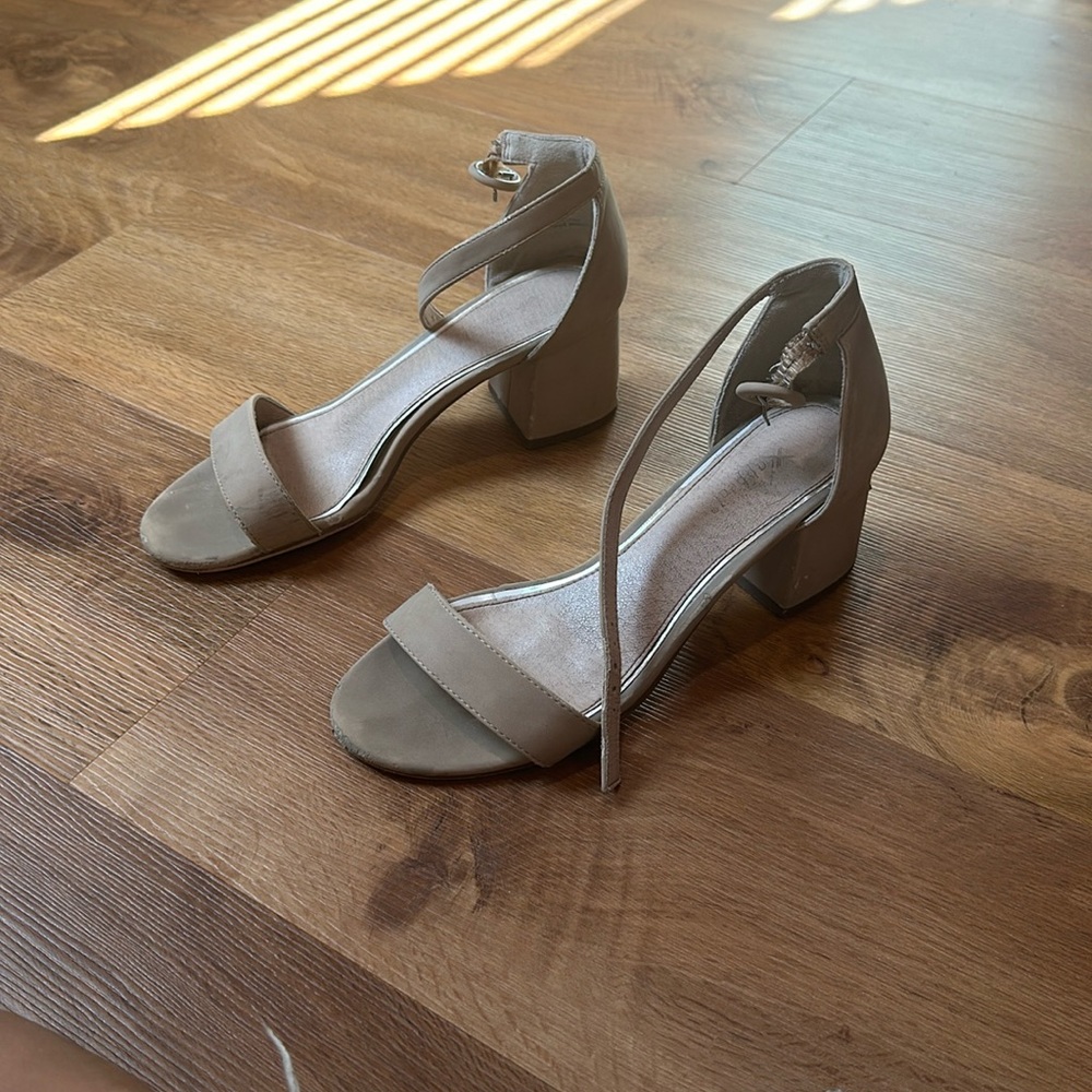 Women’s high heels